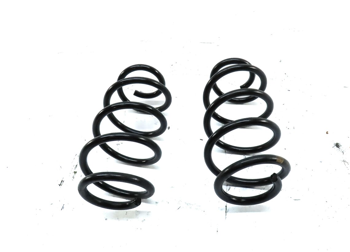 Thumbnail 2: 13-19 MERCEDES B250 CLA250 C117 W246 REAR LEFT RIGHT SUSPENSION COIL SPRING SET