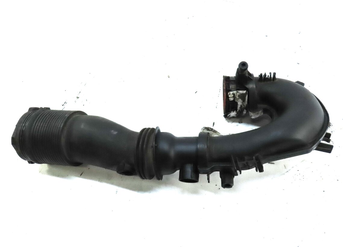 Thumbnail 6: 2016 MERCEDES CLA CLASS (C117) 2.0L TURBO M270 ENGINE AIR INTAKE MANIFOLD PIPE