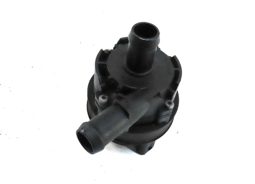 2016 MERCEDES CLA CLASS C117 2.0L TURBO 270 ENGINE AUXILIARY ELECTRIC WATER PUMP