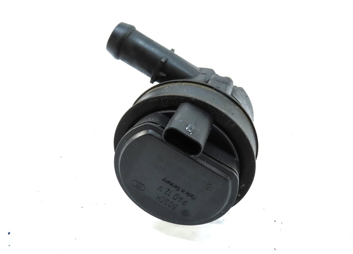 Thumbnail 5: 2016 MERCEDES CLA CLASS C117 2.0L TURBO 270 ENGINE AUXILIARY ELECTRIC WATER PUMP