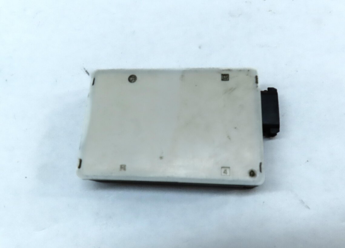 Thumbnail 5: 2014-2020 MERCEDES CLA250 CLA45 GLS CLS (C117 W166 W253) BLIND SPOT RADAR MODULE
