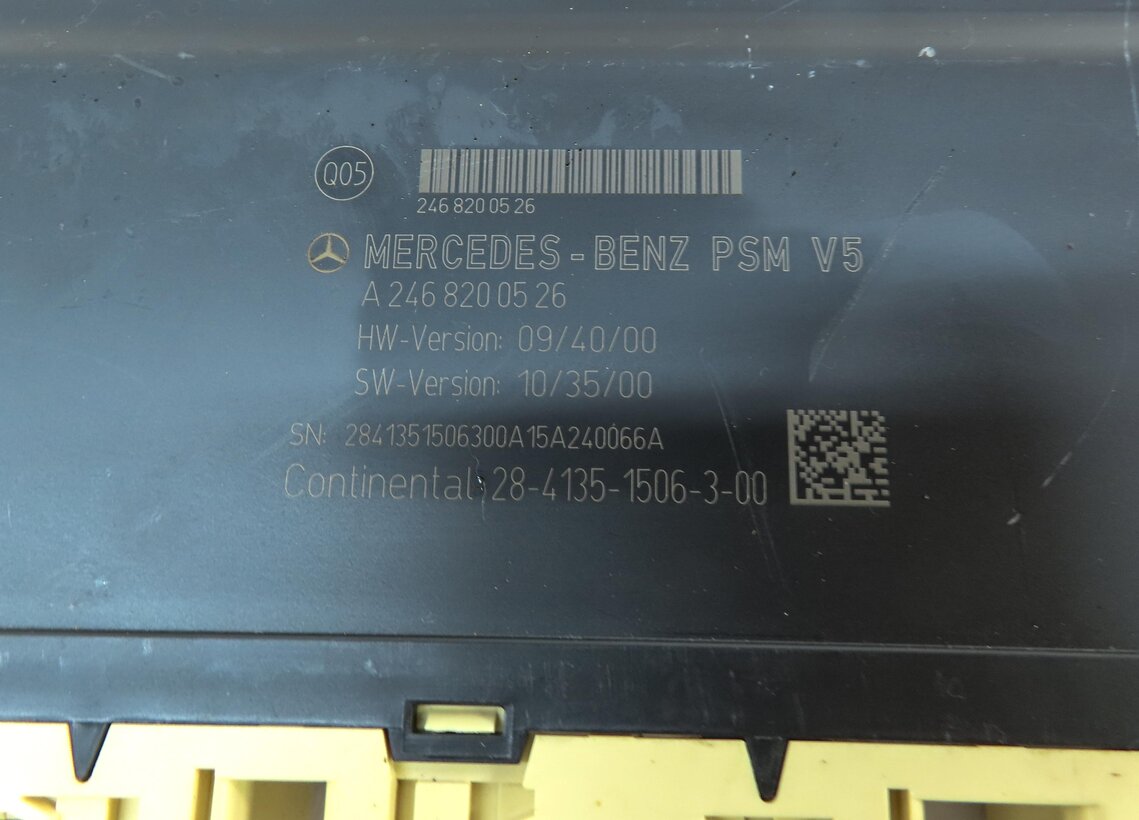 Thumbnail 4: 2016 MERCEDES CLA CLASS (C117) FRONT RIGHT PASSENGER SEAT CONTROL MODULE (BLACK)