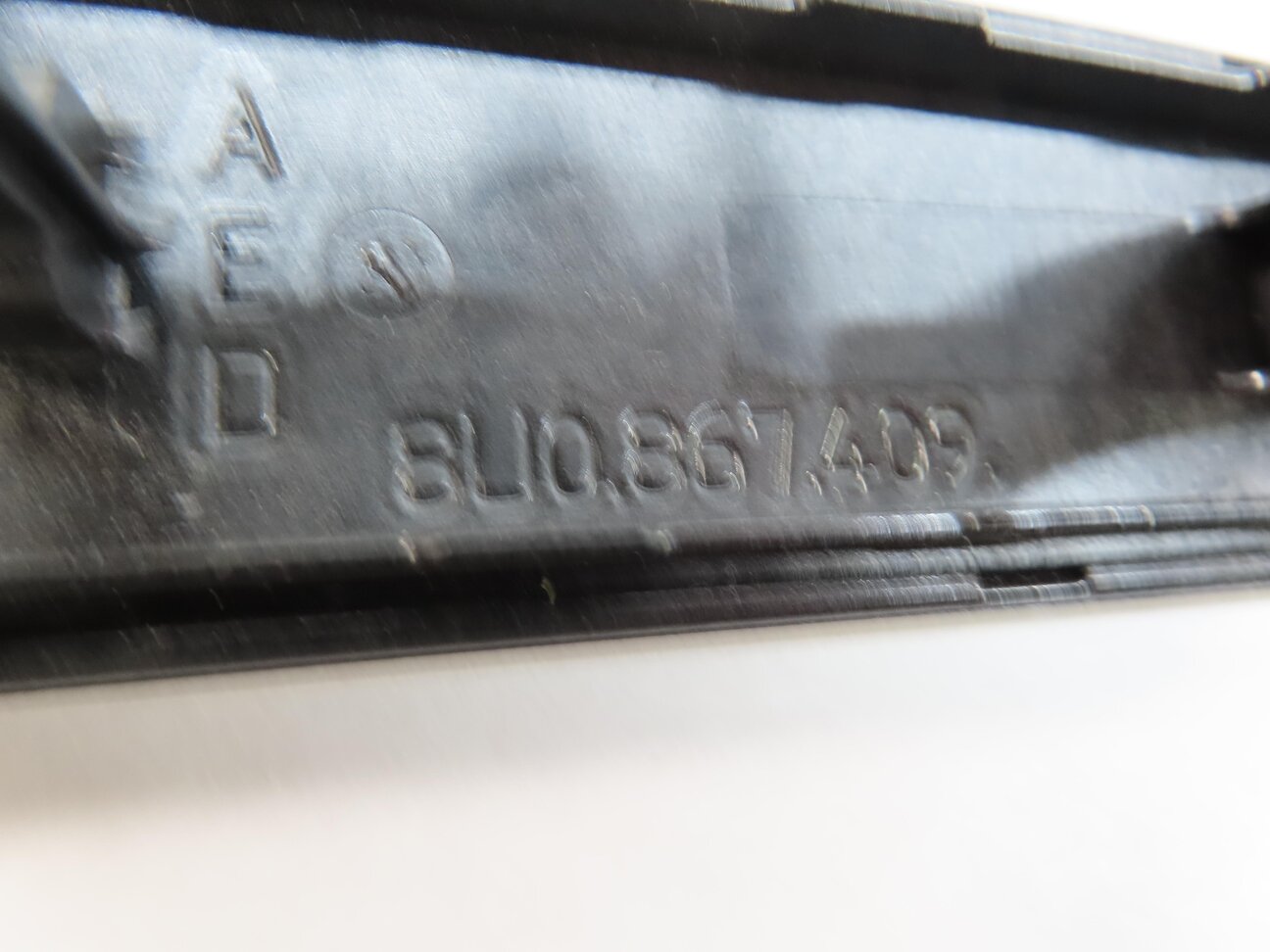 Thumbnail 14: 2016 CLA CLASS (C117) FRONT REAR LEFT RIGHT TEXTURED GRAIN ALUMINUM TRIM SET6