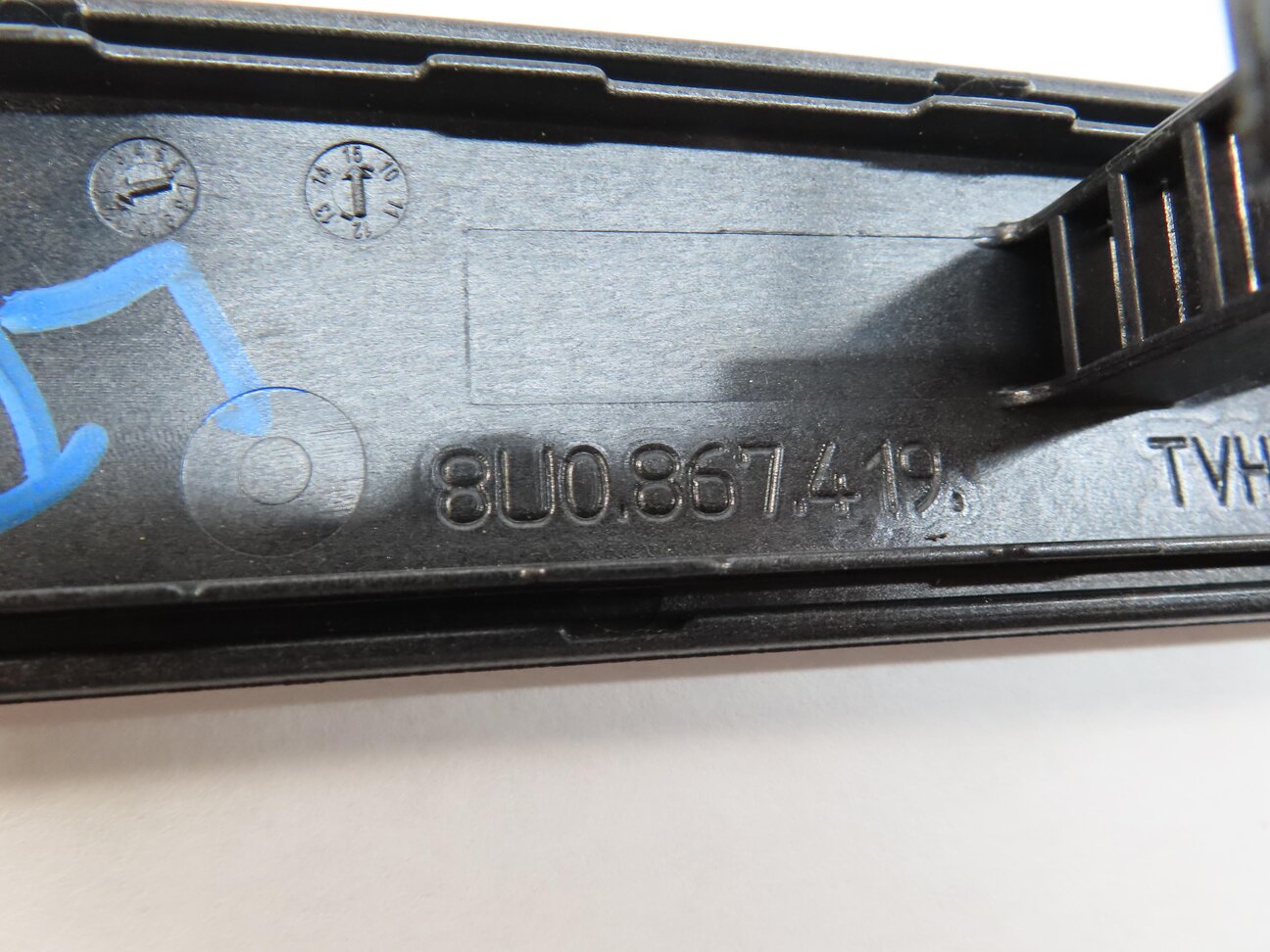 Thumbnail 16: 2016 CLA CLASS (C117) FRONT REAR LEFT RIGHT TEXTURED GRAIN ALUMINUM TRIM SET6