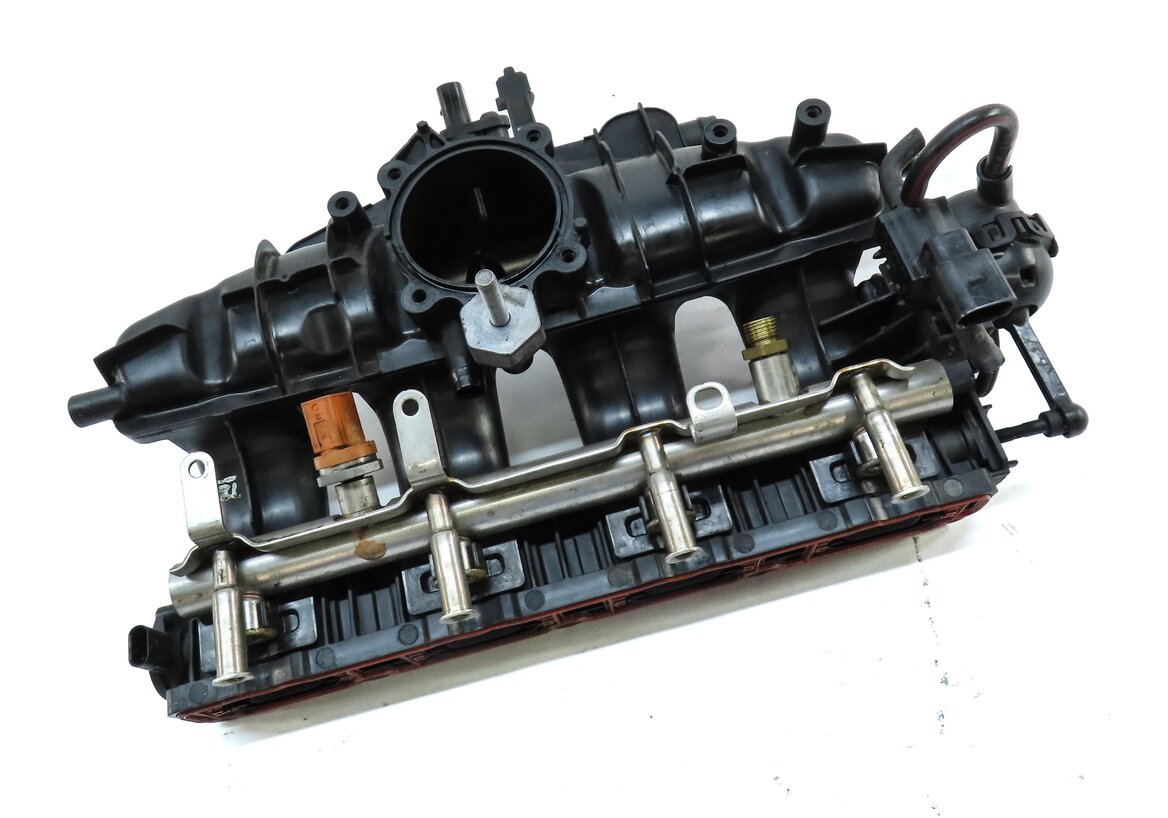 Thumbnail 3: 08-18 VW BEETLE JETTA PASSAT AUDI A3 Q3 (8P 8U) 2.0L CCTA CBFA INTAKE MANIFOLD