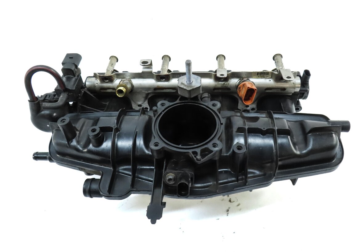 Thumbnail 5: 08-18 VW BEETLE JETTA PASSAT AUDI A3 Q3 (8P 8U) 2.0L CCTA CBFA INTAKE MANIFOLD