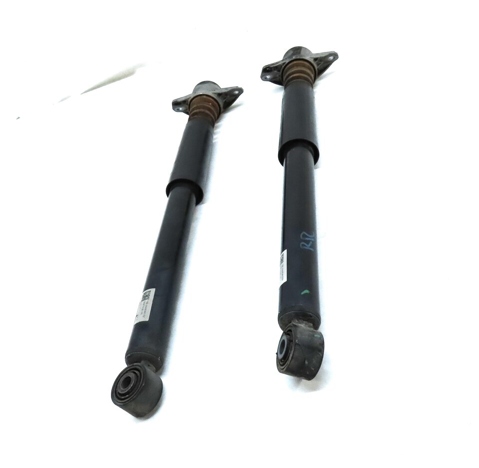 Thumbnail 2: 2015 AUDI Q3 (8U) 2.0L AUTO FWD REAR LEFT & RIGHT SUSPENSION SHOCK STRUT SET 2