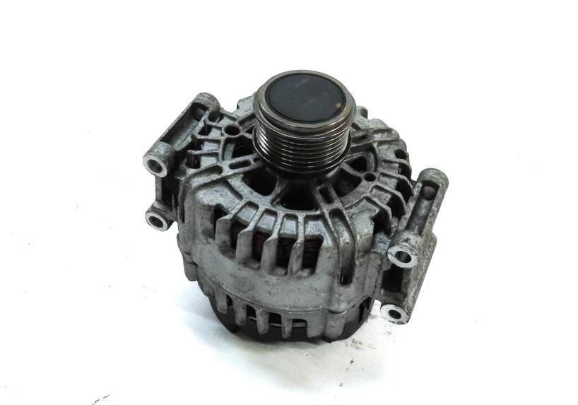 2015-2018 AUDI Q3 (8U) 2.0L ENGINE 140 AMP ALTERNATOR POWER GENERATOR (VALEO)