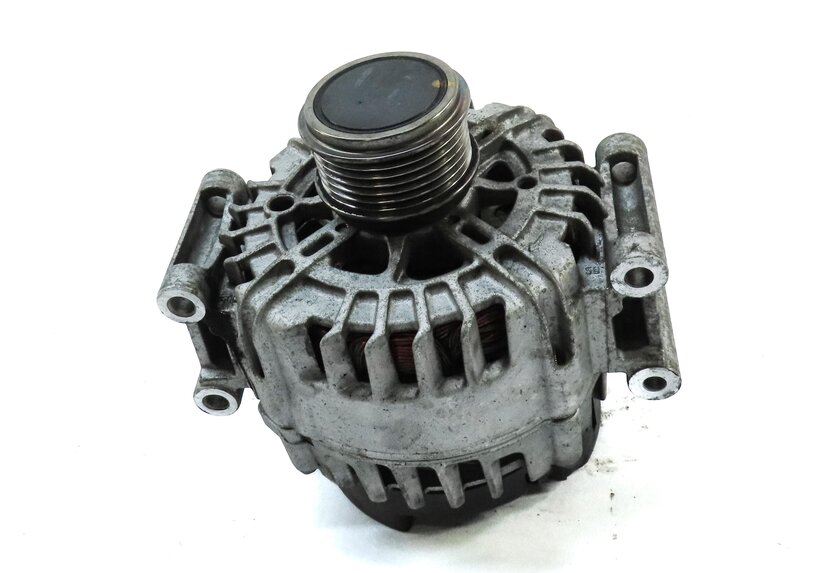 Thumbnail 2: 2015-2018 AUDI Q3 (8U) 2.0L ENGINE 140 AMP ALTERNATOR POWER GENERATOR (VALEO)