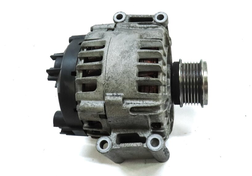 Thumbnail 6: 2015-2018 AUDI Q3 (8U) 2.0L ENGINE 140 AMP ALTERNATOR POWER GENERATOR (VALEO)