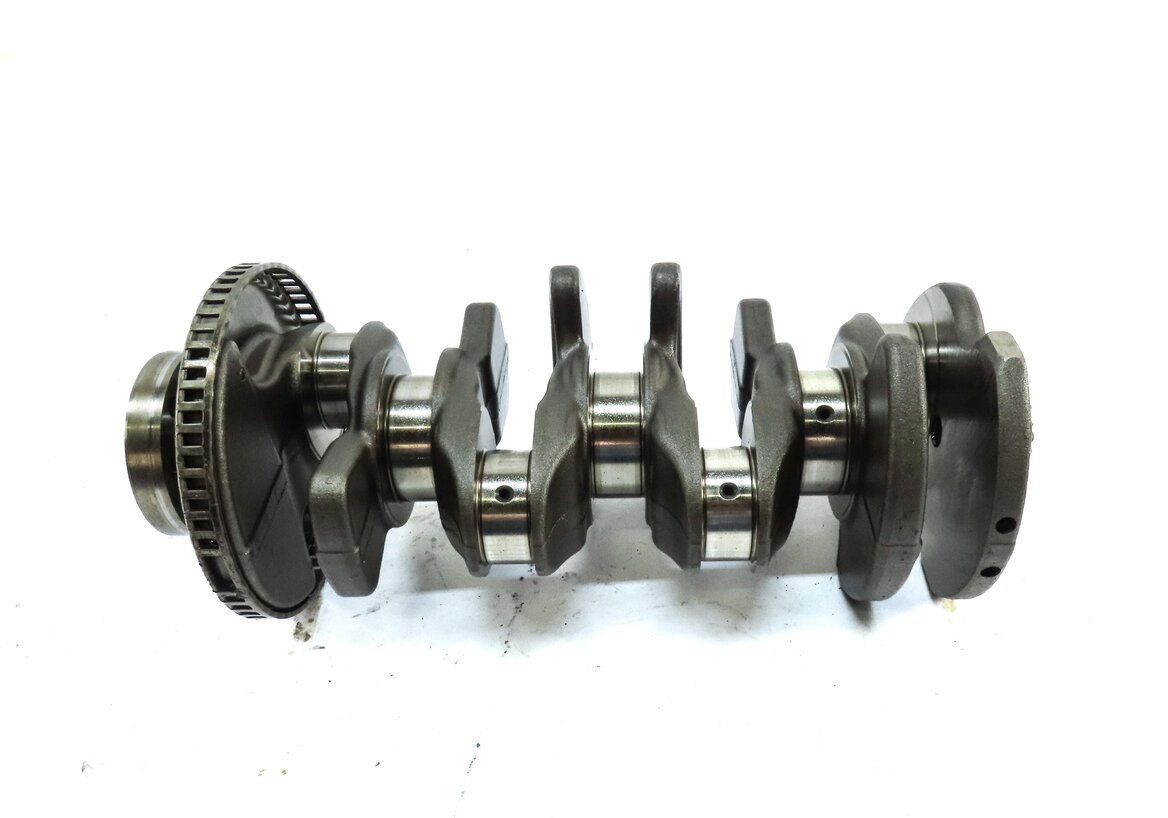 Thumbnail 2: 2015 AUDI Q3 (8U) 2.0L TURBO CCTA ENGINE CRANKSHAFT CRANK SHAFT 050105189B