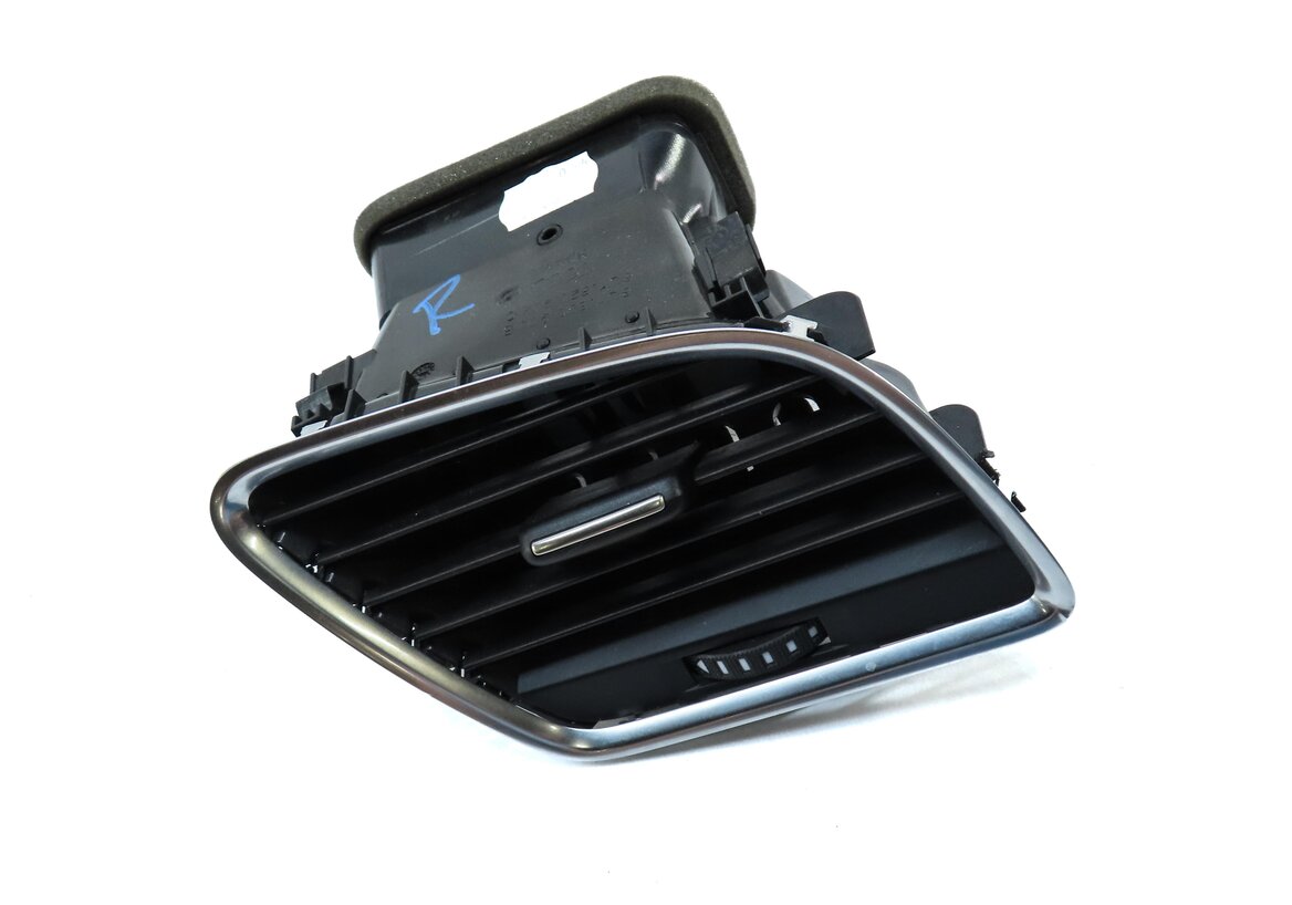 Thumbnail 3: 2015 AUDI Q3 8U FRONT RIGHT PASSENGER DASH AIR VENT (BLACK & SILVER) 8U1820902B