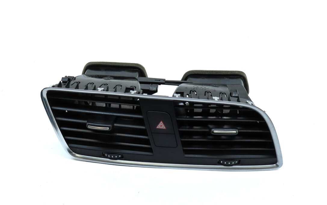 Thumbnail 2: 2015 AUDI Q3 (8U) FRONT CENTER DASH HVAC A/C HEATER AIR VENT w/ HAZARD SWITCH