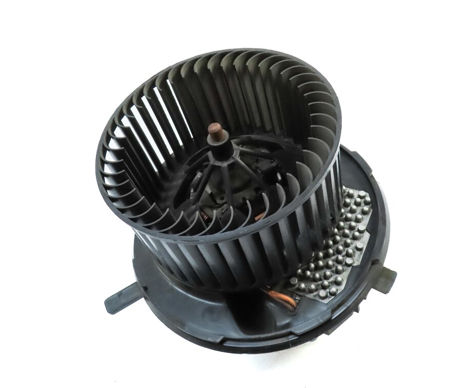 Thumbnail 3: 2015-2018 VW CC EOS TIGUAN / AUDI Q3 (8U) FRONT HEATER A/C BLOWER FAN MOTOR