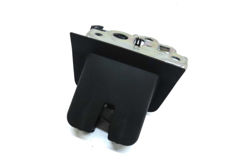 2015 AUDI Q3 (8U) REAR HATCH TAILGATE TRUNK LOCK LATCH ACTUATOR 8R0827505