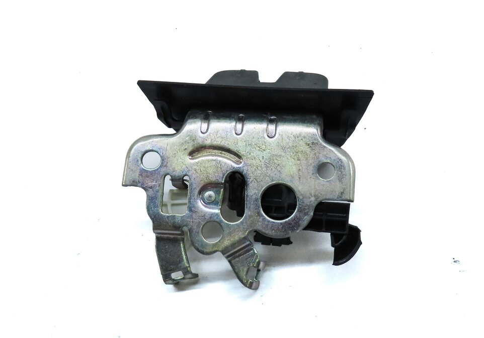 Thumbnail 4: 2015 AUDI Q3 (8U) REAR HATCH TAILGATE TRUNK LOCK LATCH ACTUATOR 8R0827505
