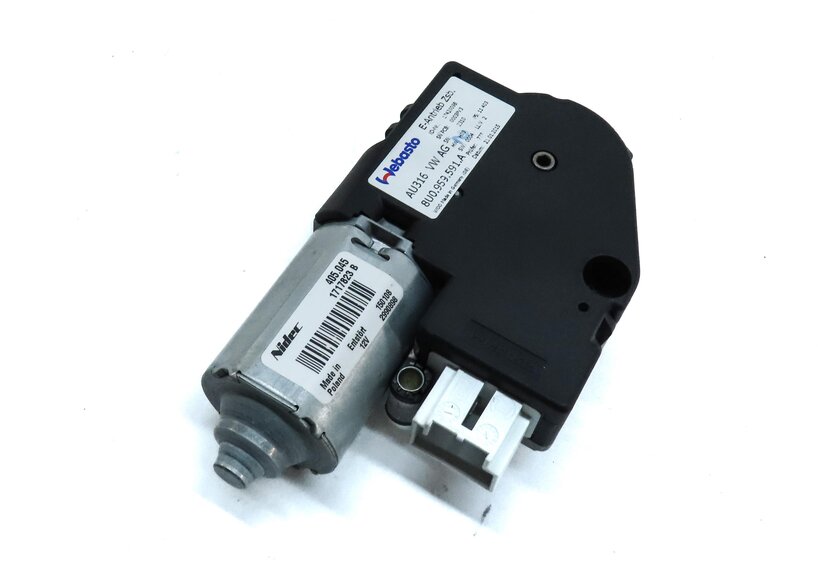Thumbnail 1: 2015-2018 AUDI Q3 (8U) SUNROOF SUN ROOF WINDOW MOTOR