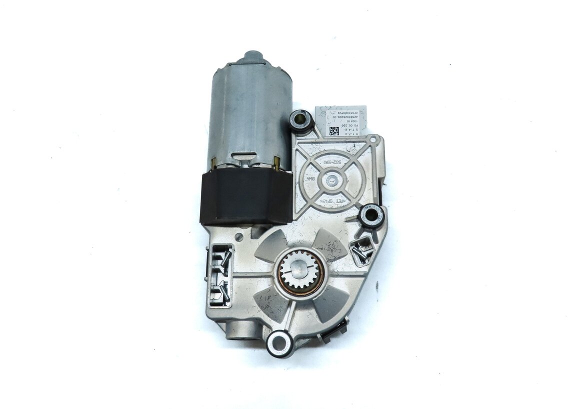 Thumbnail 4: 2015-2018 AUDI Q3 (8U) SUNROOF SUN ROOF WINDOW MOTOR