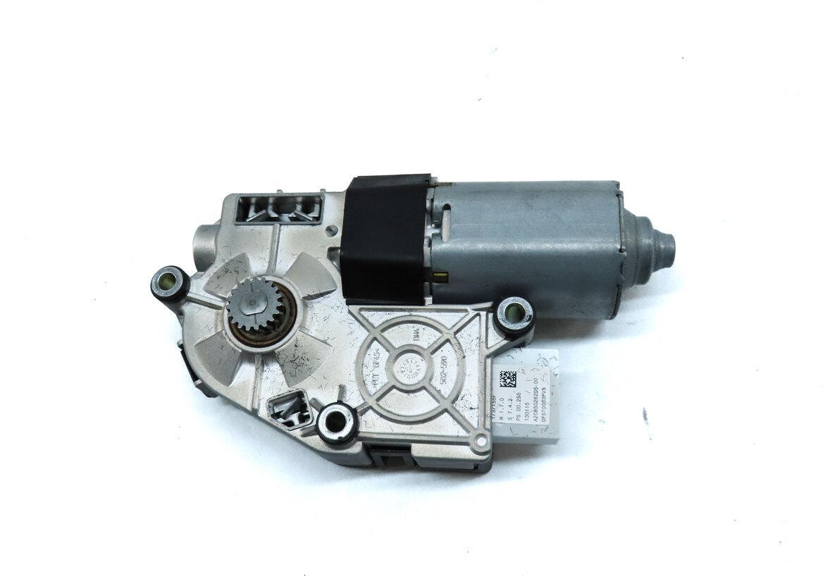 Thumbnail 5: 2015-2018 AUDI Q3 (8U) SUNROOF SUN ROOF WINDOW MOTOR
