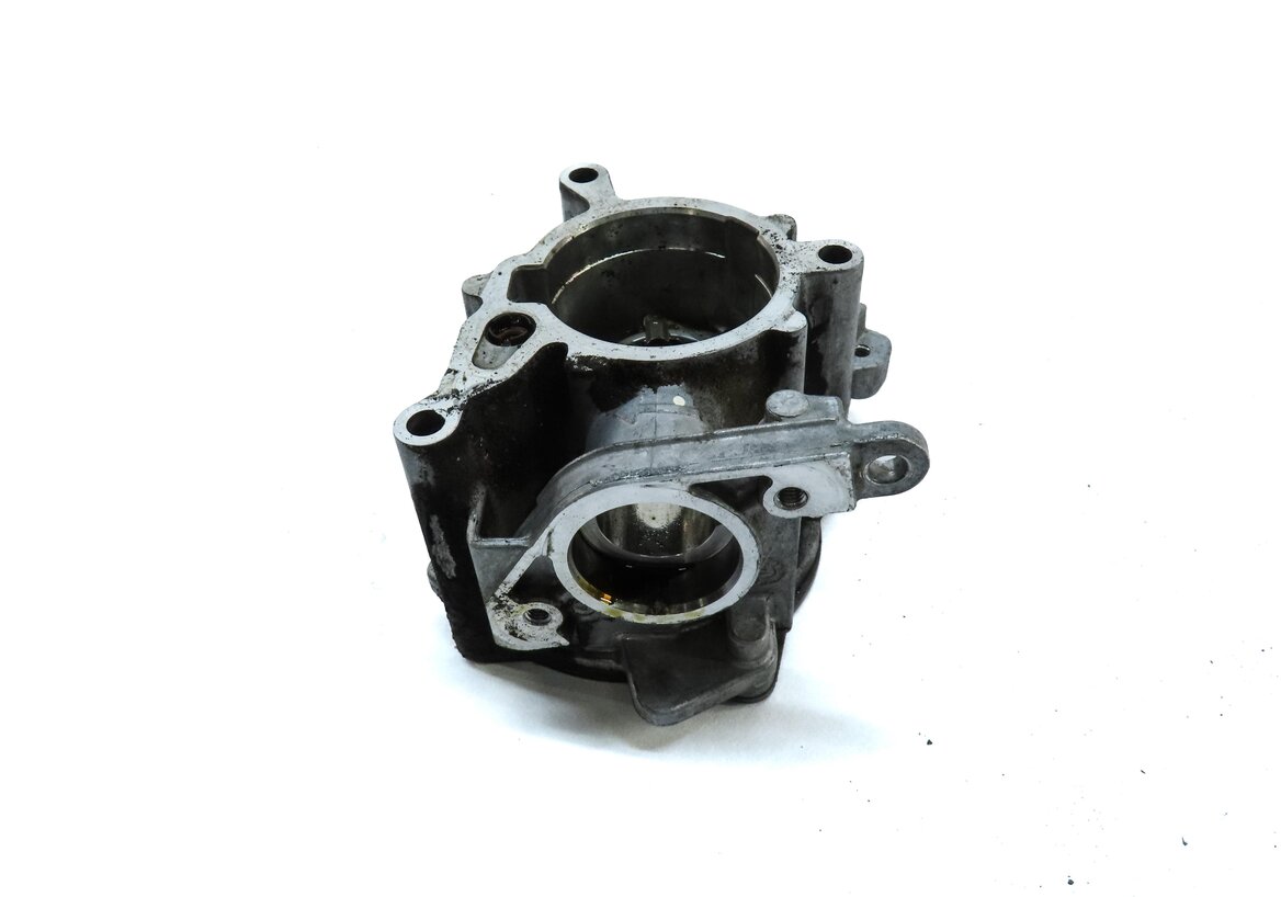Thumbnail 4: 2015-2018 AUDI Q3 (8U) 2.0L CCTA / CBFA TURBO ENGINE BRAKE VACUUM PUMP