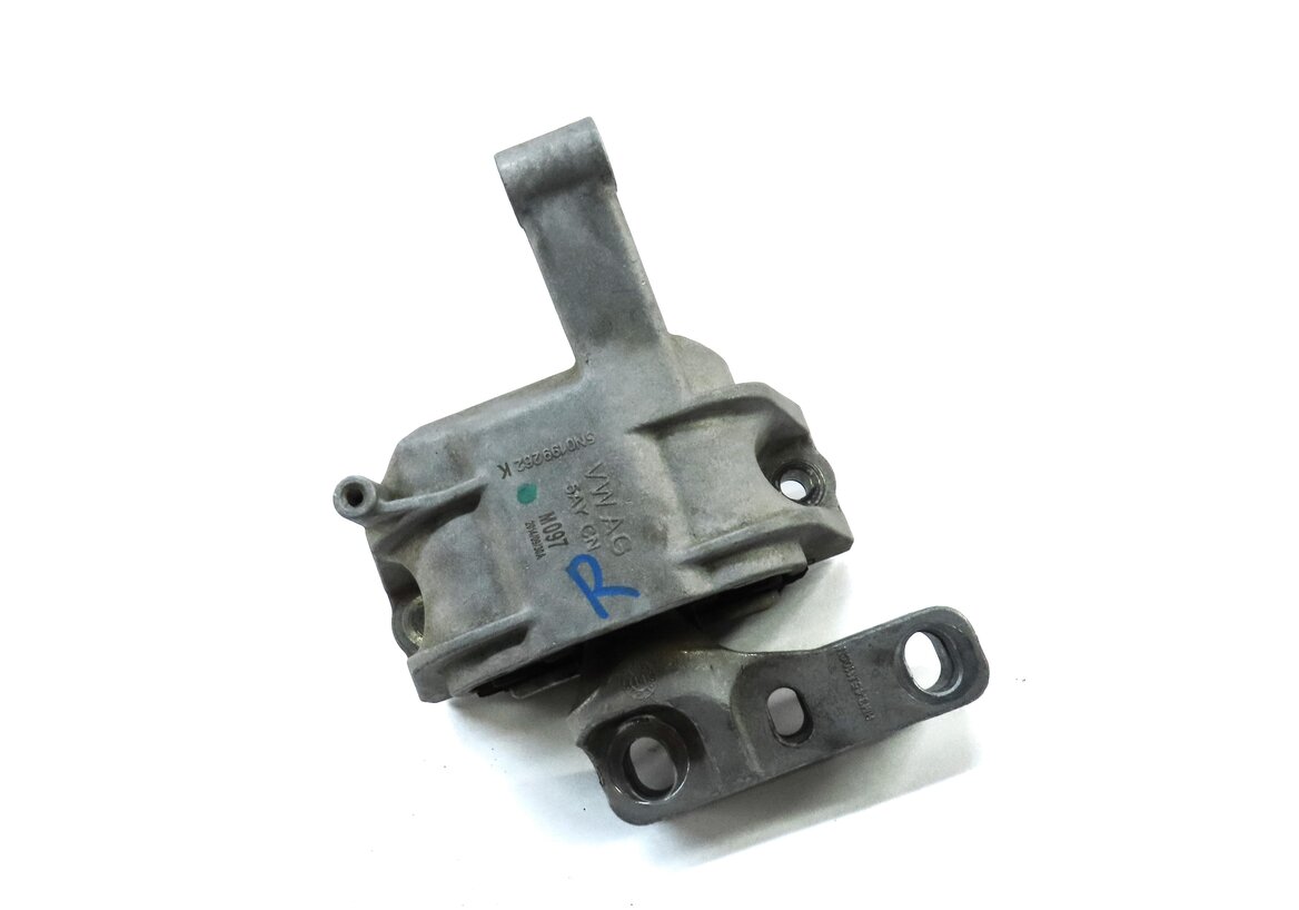 Thumbnail 3: 2015 AUDI Q3 (8U) 2.0L TURBO CCTA FRONT RIGHT ENGINE MOTOR MOUNT 5N0199262K