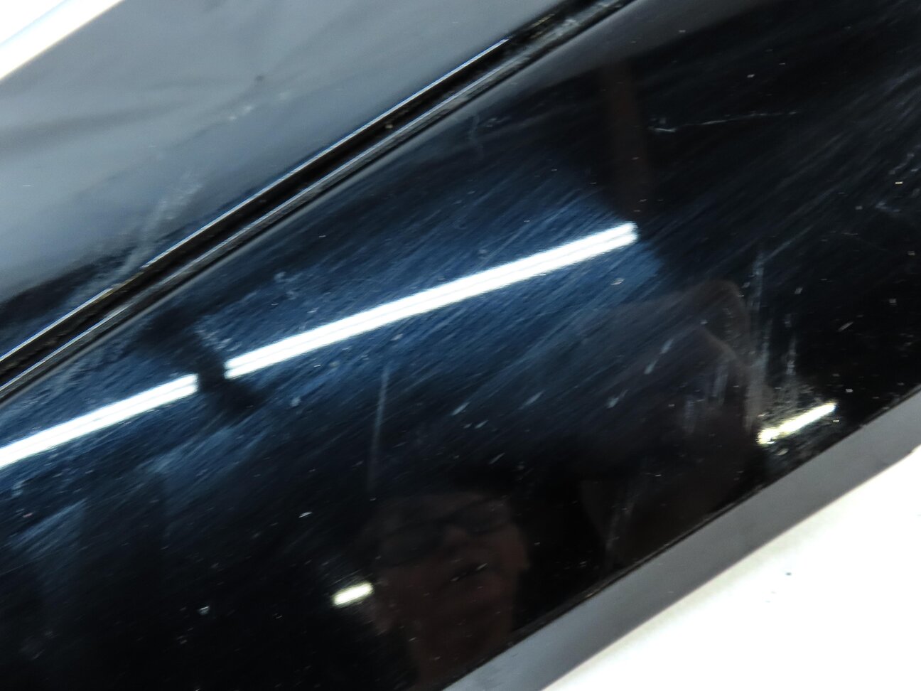 Thumbnail 10: 2015 AUDI Q3 (8U) REAR LEFT LOWER DOOR MOULDING TRIM PANEL (BLACK)