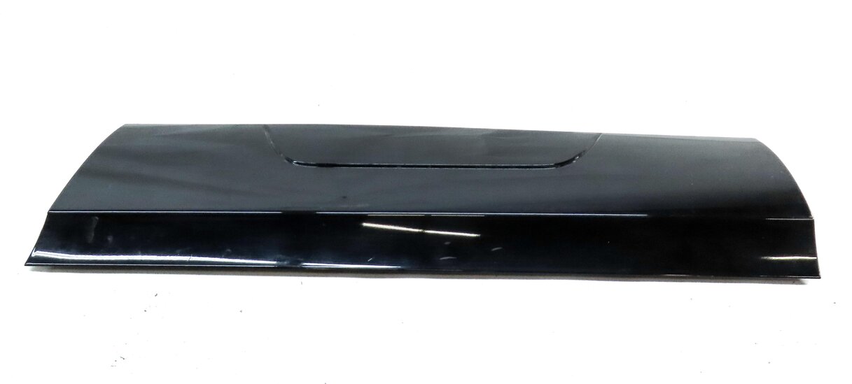 Thumbnail 4: 2015 AUDI Q3 (8U) REAR LEFT LOWER DOOR MOULDING TRIM PANEL (BLACK)