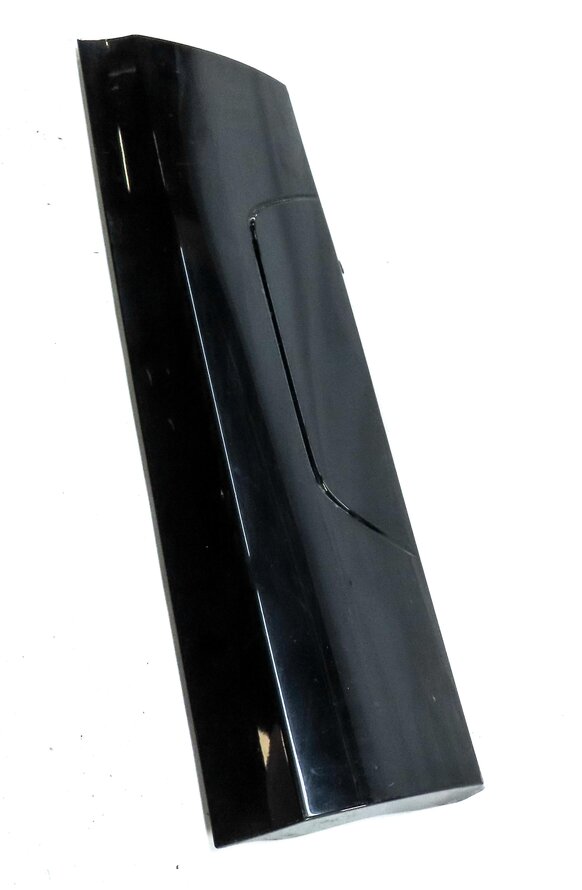 Thumbnail 5: 2015 AUDI Q3 (8U) REAR LEFT LOWER DOOR MOULDING TRIM PANEL (BLACK)