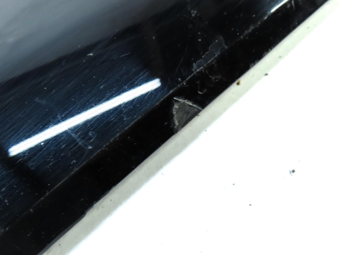 Thumbnail 9: 2015 AUDI Q3 (8U) REAR LEFT LOWER DOOR MOULDING TRIM PANEL (BLACK)