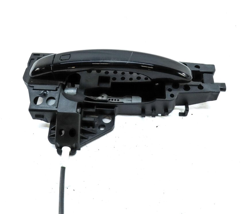 Thumbnail 4: 2015-2018 AUDI Q3 (8U) FRONT RIGHT PASSENGER DOOR HANDLE (BRILLIANT BLACK)
