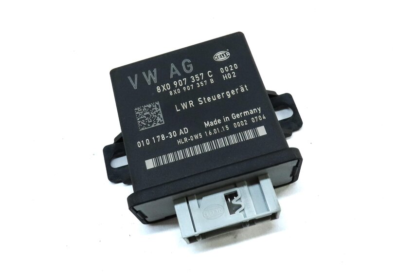 Thumbnail 3: 2015 AUDI Q3 (8U) HEADLIGHT HEAD LIGHT LAMP RANGE CONTROL MODULE 8X0907357C