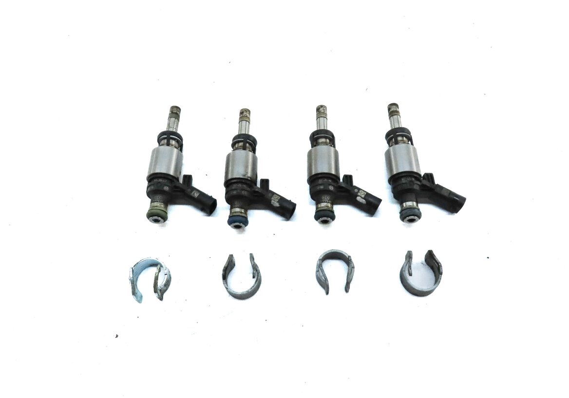 Thumbnail 2: 08-17 AUDI A3 A4 A5 A6 Q5 TT (8P B8 8K 8T 8R MK2 C7) 2.0L FSI FUEL INJECTOR SET4