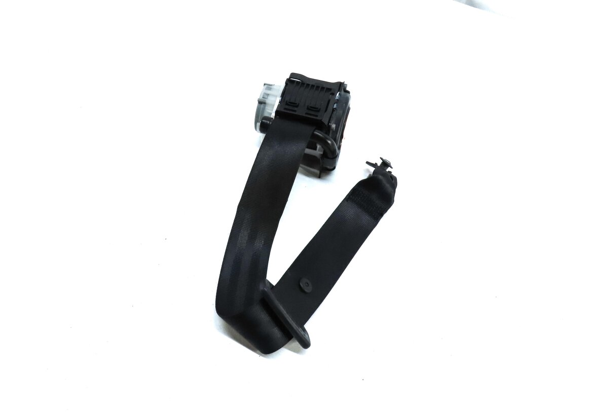 Thumbnail 1: 2015 AUDI Q3 (8U) REAR 2ND ROW RIGHT SEATBELT RETRACTOR (BLACK) 8U0857805A