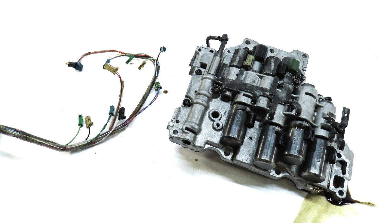 2012-2015 LAND ROVER LR2 RANGE ROVER EVOQUE (L538) AUTO TRANSMISSION VALVE BODY