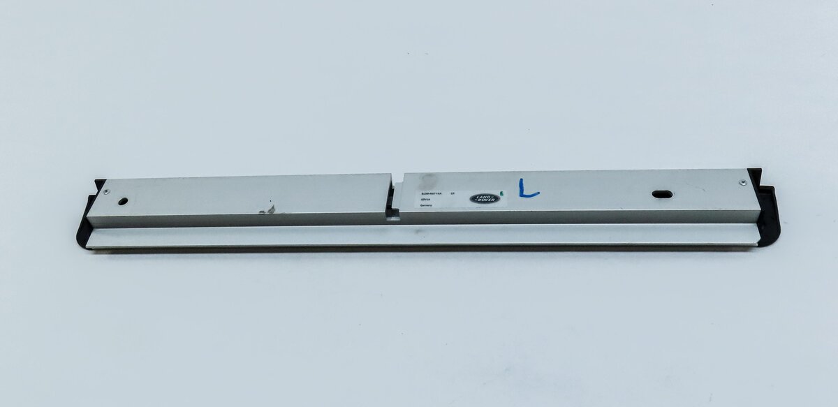 Thumbnail 11: 2012 LAND RANGE ROVER EVOQUE L538 REAR TRUNK CARGO TIE DOWN SLIDER RAILS & HOOKS