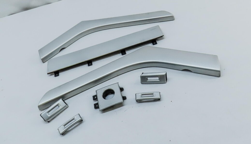 Thumbnail 16: 2012 LAND RANGE ROVER EVOQUE L538 2-DOOR FRONT REAR LEFT RIGHT ALUMINUM TRIM SET