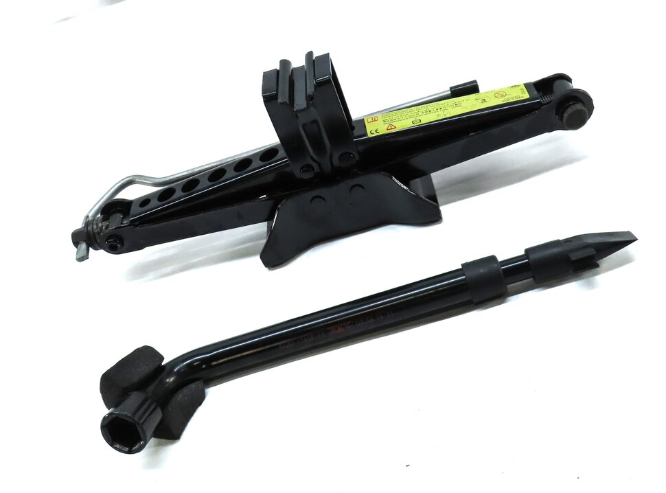 Thumbnail 2: 12-19 RANGE ROVER EVOQUE (L538) EMERGENCY SPARE TIRE JACK & WRENCH