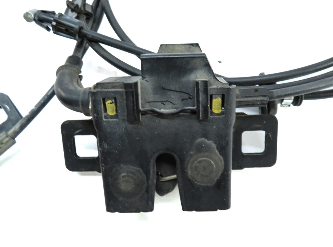 Thumbnail 6: 2012 RANGE ROVER EVOQUE (L538) FRONT LEFT & RIGHT LOWER HOOD LATCH SET 2 & CABLE