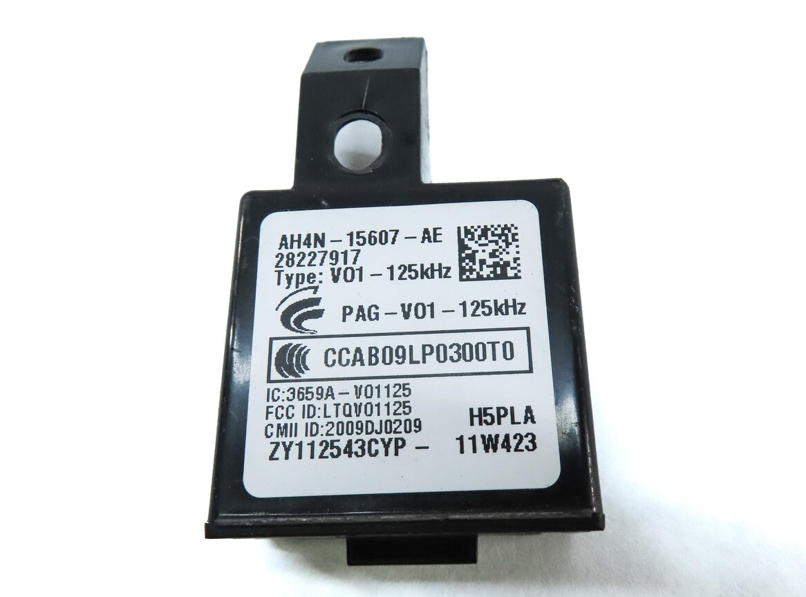 Thumbnail 17: 2012 RANGE ROVER EVOQUE L538 2.0L 2-DOOR SPEEDOMETER BODY ENGINE MODULE KEY SET