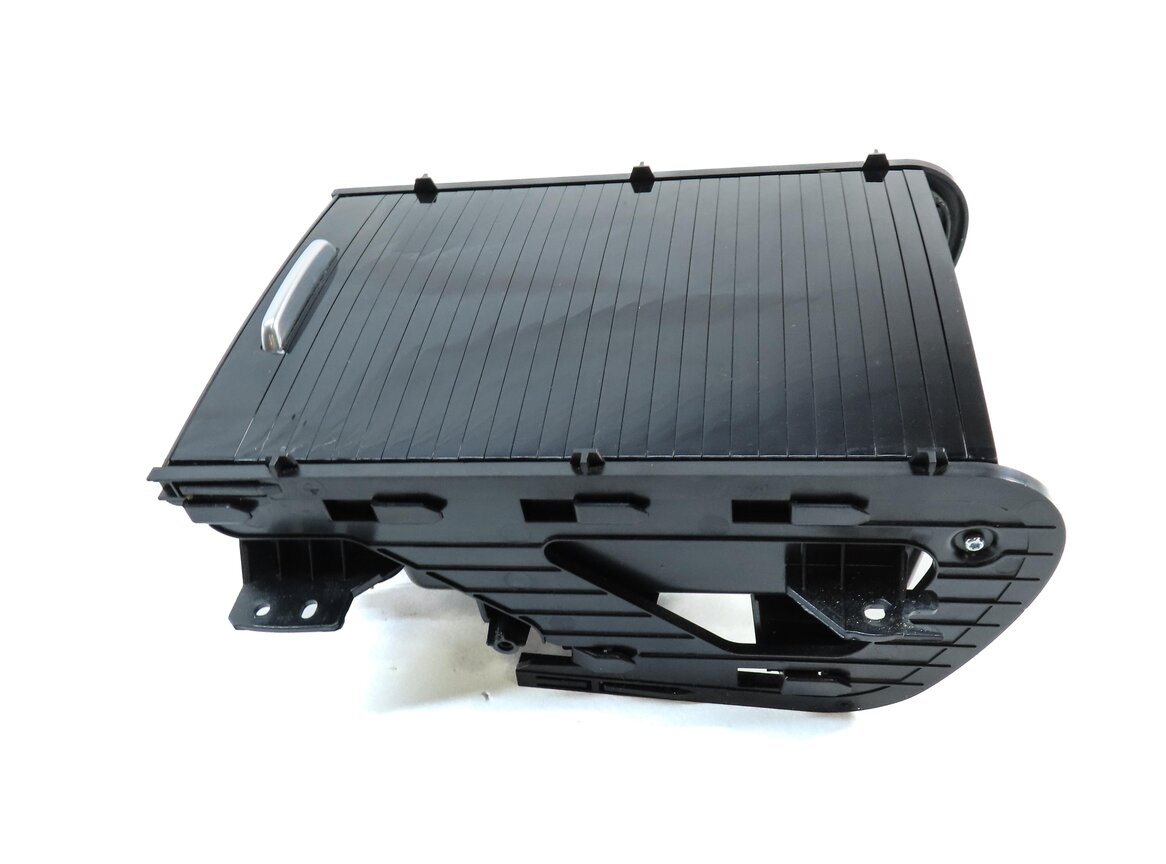 Thumbnail 5: 2012 LAND RANGE ROVER EVOQUE (L538) FRONT CENTER CONSOLE CUPHOLDER w/ 12v SOCKET