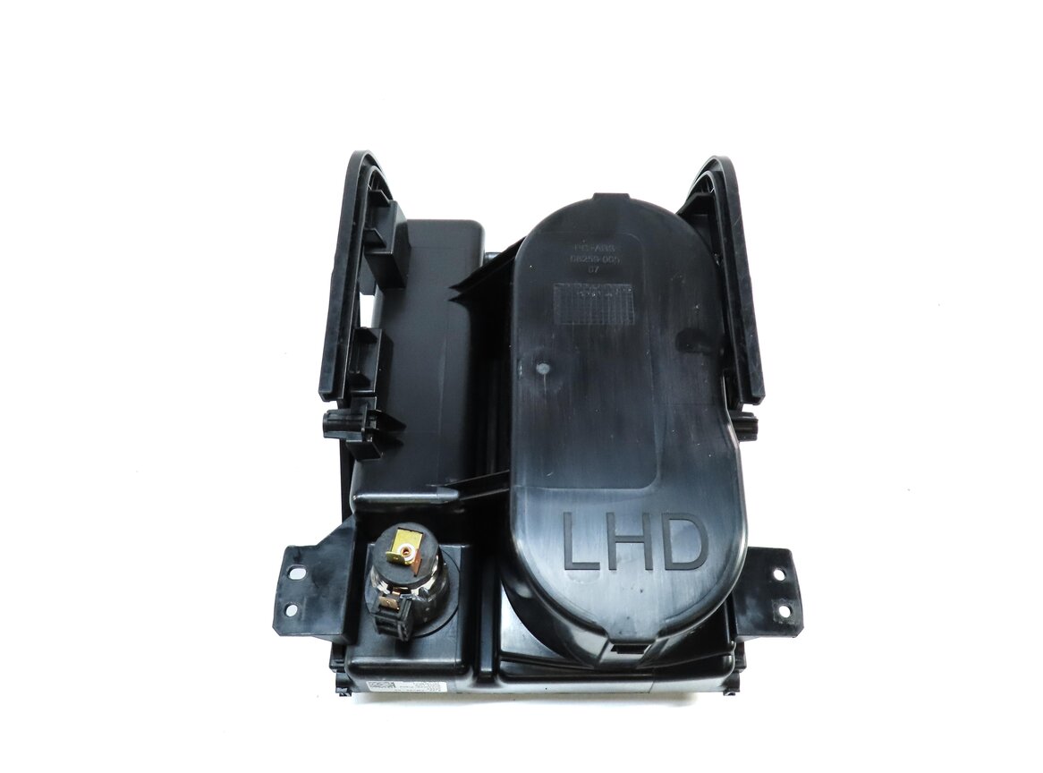 Thumbnail 6: 2012 LAND RANGE ROVER EVOQUE (L538) FRONT CENTER CONSOLE CUPHOLDER w/ 12v SOCKET
