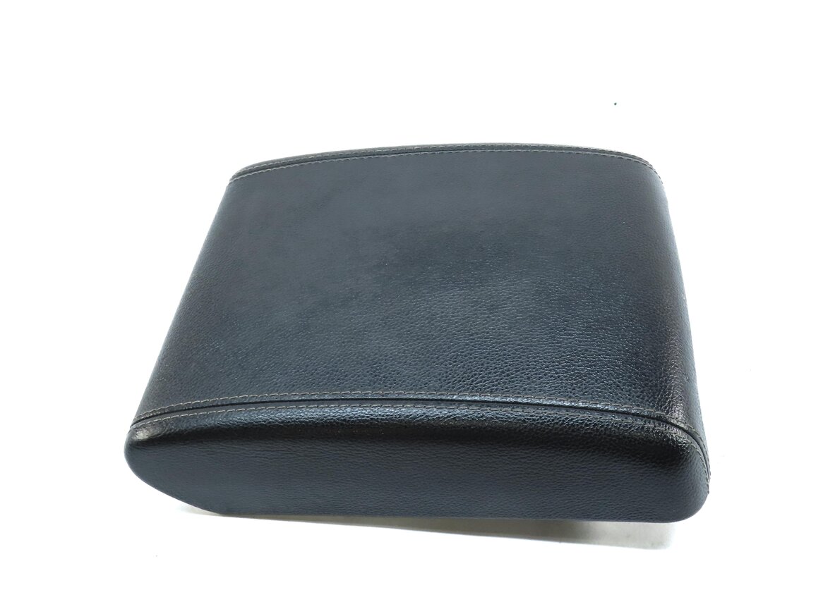 Thumbnail 4: 2012-2015 RANGE ROVER EVOQUE (L538) FRONT CENTER CONSOLE ARMREST LID (BLACK)