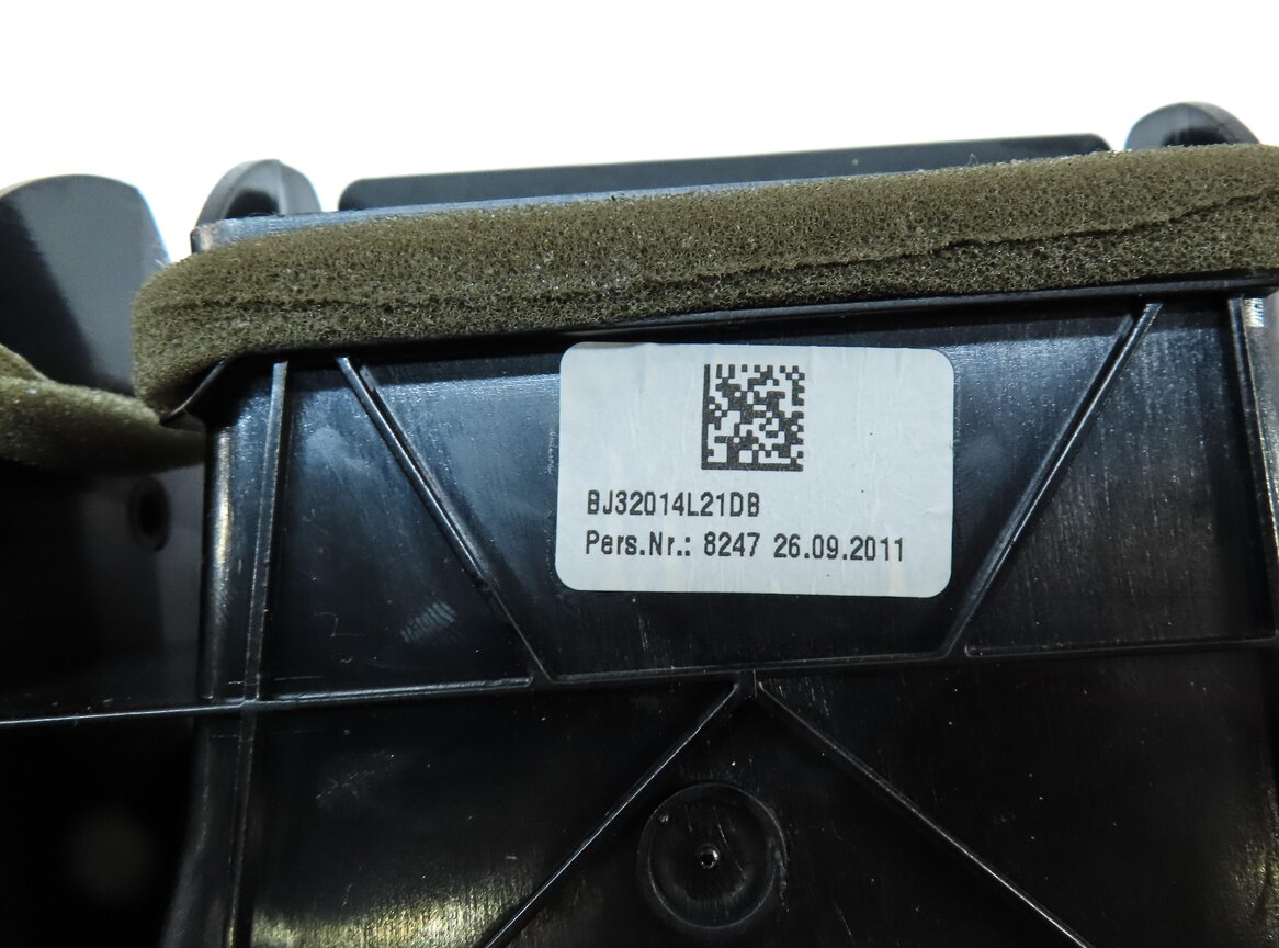 Thumbnail 6: 2012 LAND RANGE ROVER EVOQUE (L538) FRONT CENTER DASH A/C HEATER DUAL AIR VENT