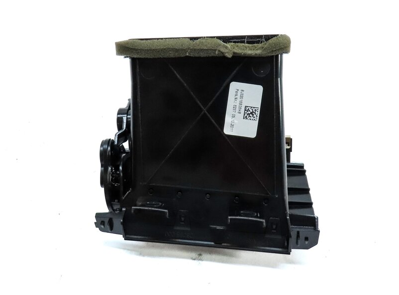 Thumbnail 5: 2012 LAND RANGE ROVER EVOQUE L538 FRONT FAR RIGHT OUTER DASH A/C HEATER AIR VENT