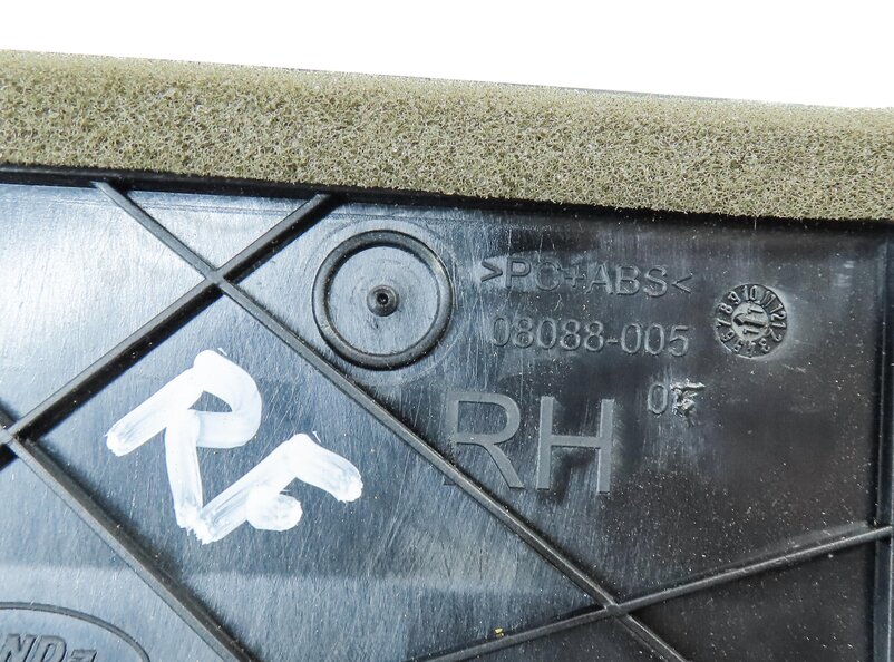 Thumbnail 6: 2012 LAND RANGE ROVER EVOQUE L538 FRONT FAR RIGHT OUTER DASH A/C HEATER AIR VENT