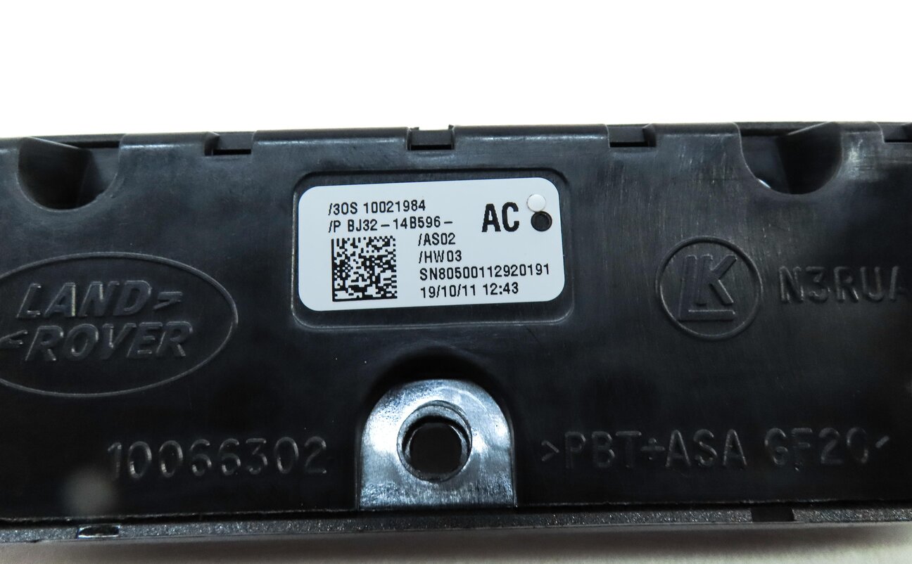 Thumbnail 6: 2012 LAND RANGE ROVER EVOQUE (L538) SUSPENSION RIDE HEIGHT TERRAIN CONTROL PANEL
