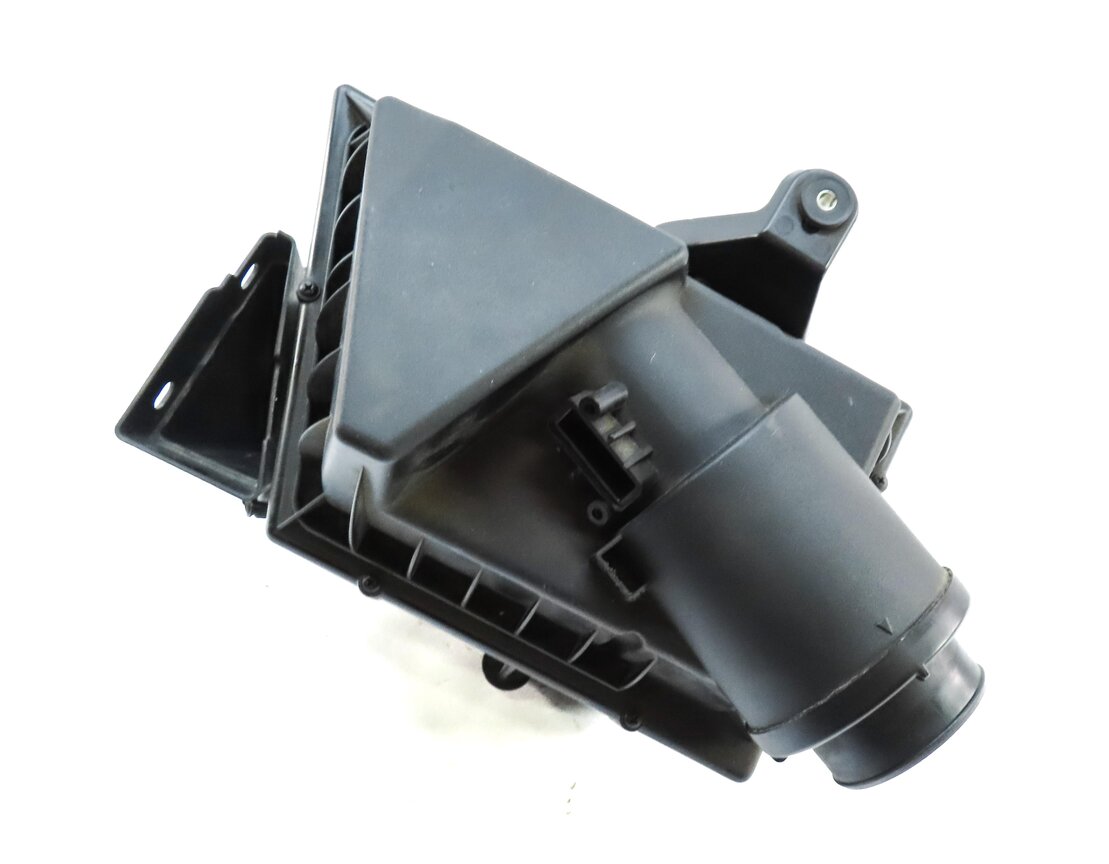 Thumbnail 1: 2012-2013 RANGE ROVER EVOQUE (L538) AIR FILTER BOX AIR CLEANER HOUSING
