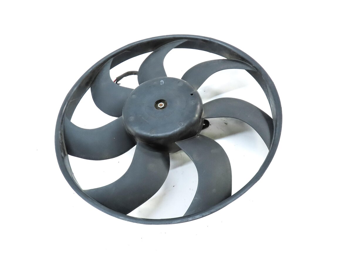Thumbnail 3: 12-17 LR2 DISCOVERY SPORT RANGE ROVER EVOQUE (L538 L550) RADIATOR COOLING FAN