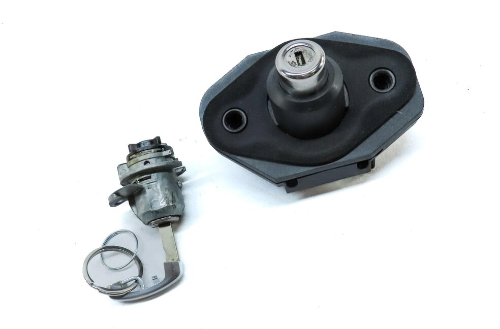 Thumbnail 3: 2015 BMW 750Li (F01) TRUNK & LEFT FRONT DRIVER DOOR LOCK CYLINDER & KEY SET 3