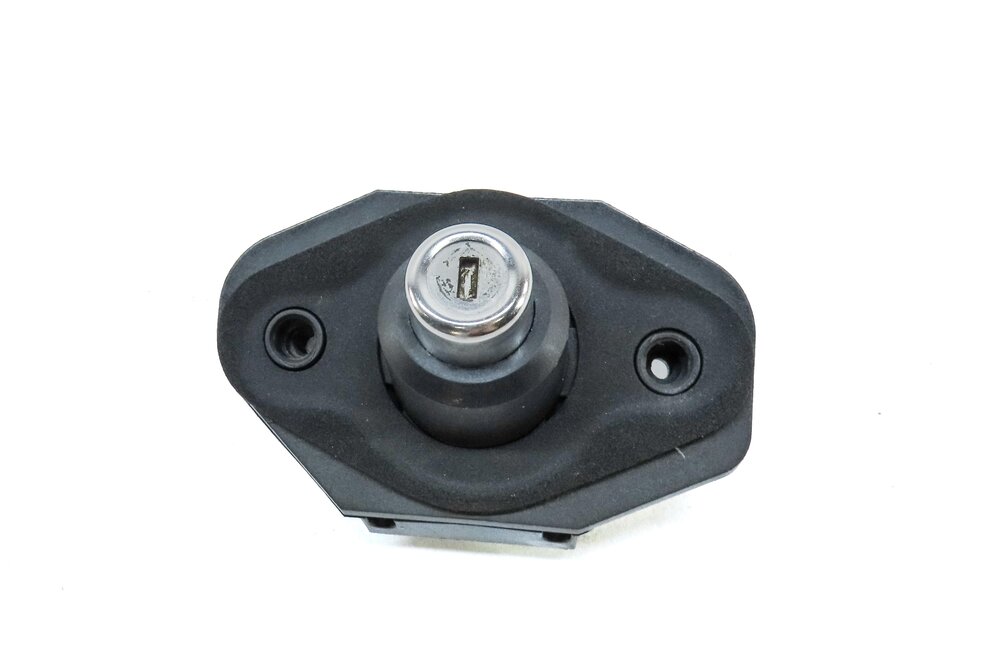 Thumbnail 7: 2015 BMW 750Li (F01) TRUNK & LEFT FRONT DRIVER DOOR LOCK CYLINDER & KEY SET 3